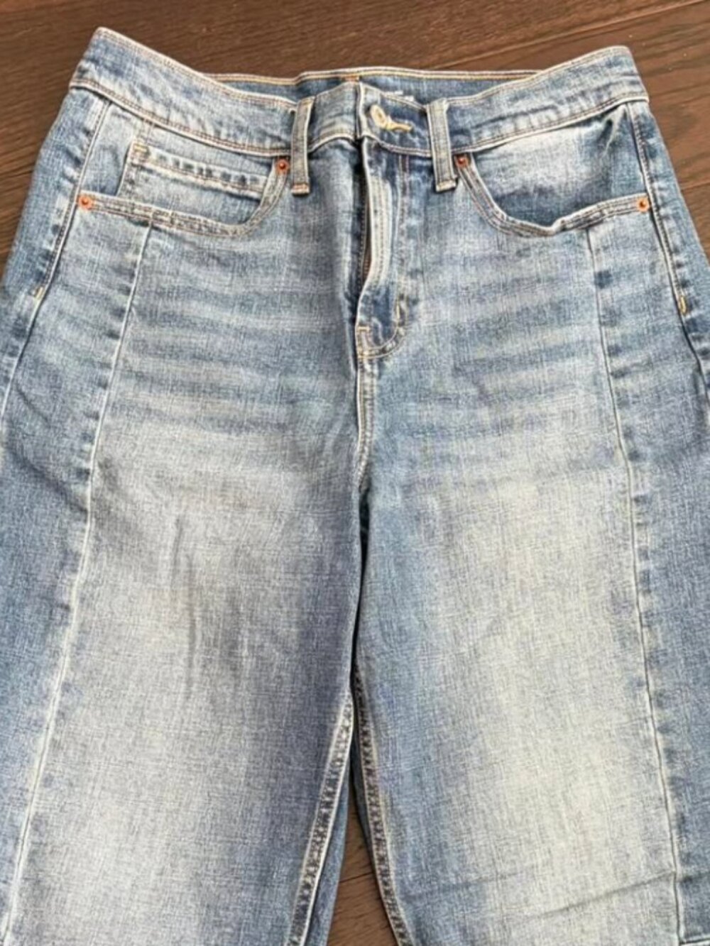 Old Navy size 8 high-rise barrel leg jeans - Picture 2 of 3
